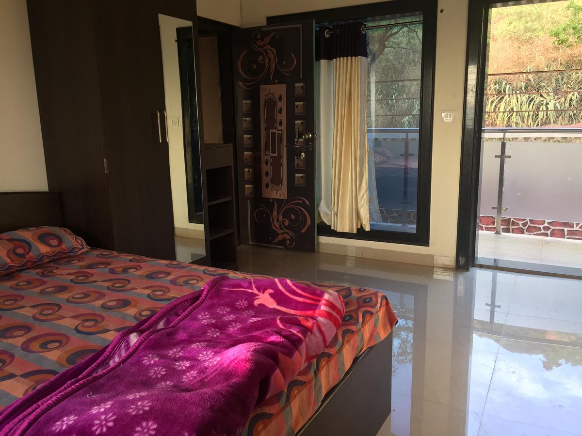 Malhar Bungalow Панчгани Экстерьер фото
