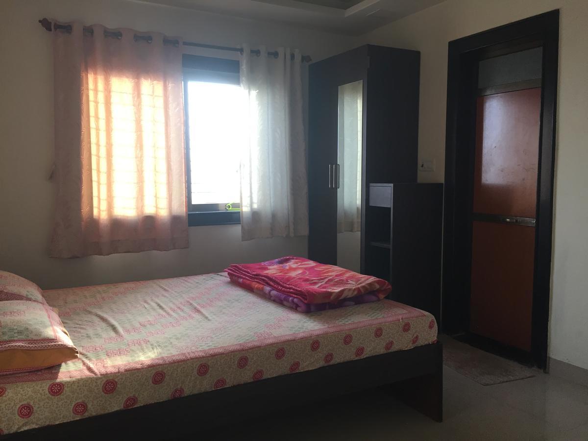 Malhar Bungalow Панчгани Экстерьер фото