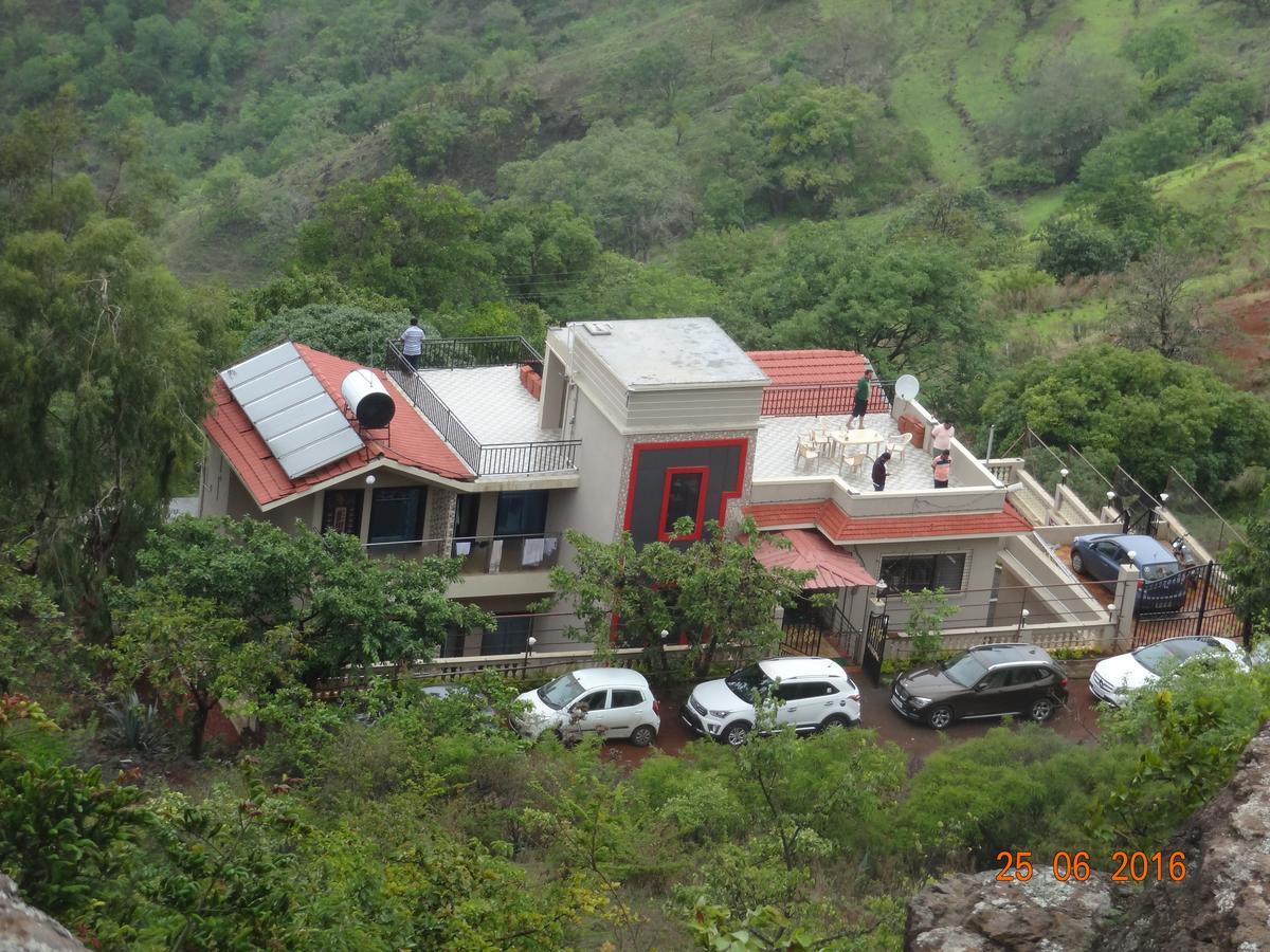 Malhar Bungalow Панчгани Экстерьер фото