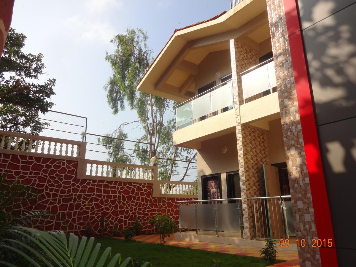 Malhar Bungalow Панчгани Экстерьер фото