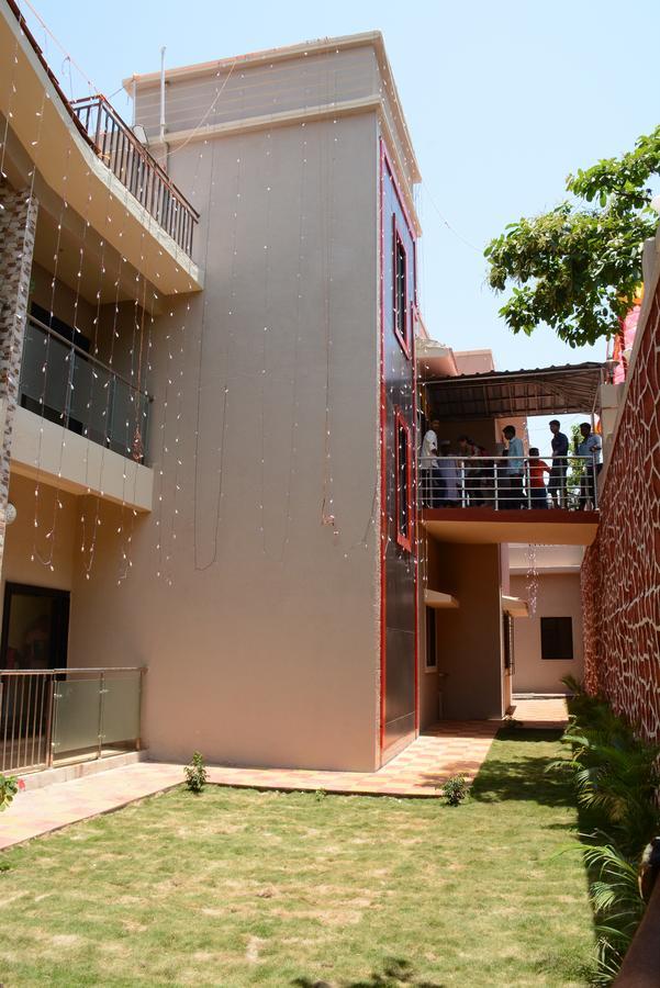 Malhar Bungalow Панчгани Экстерьер фото