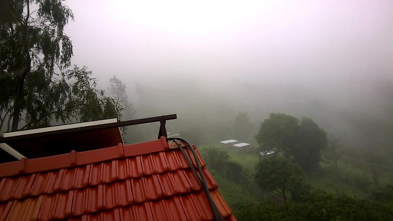 Malhar Bungalow Панчгани Экстерьер фото