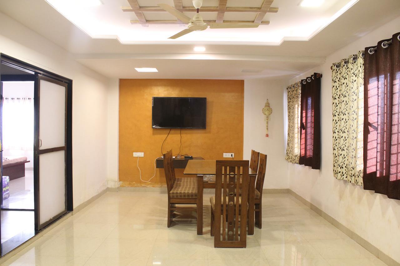 Malhar Bungalow Панчгани Экстерьер фото