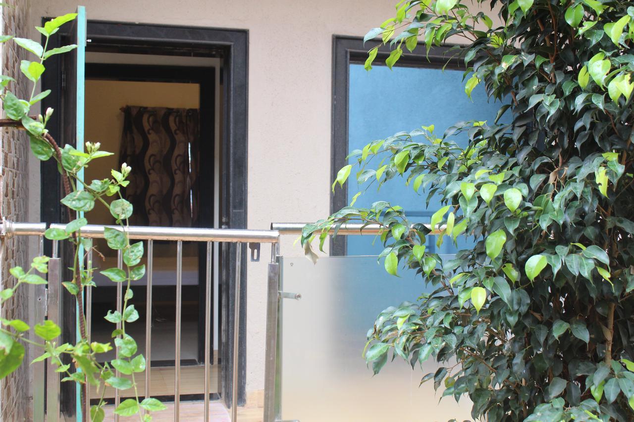 Malhar Bungalow Панчгани Экстерьер фото